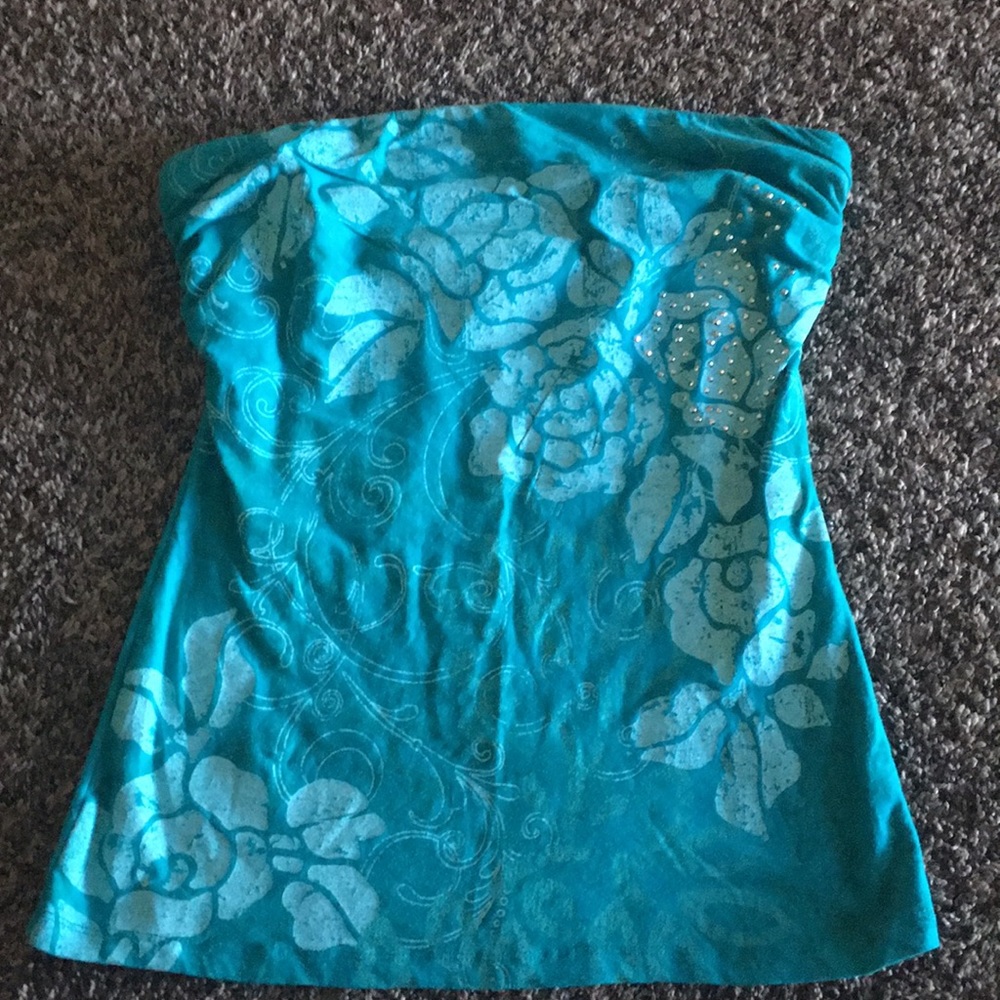 Wet Seal turquoise tube top. Very flattering!